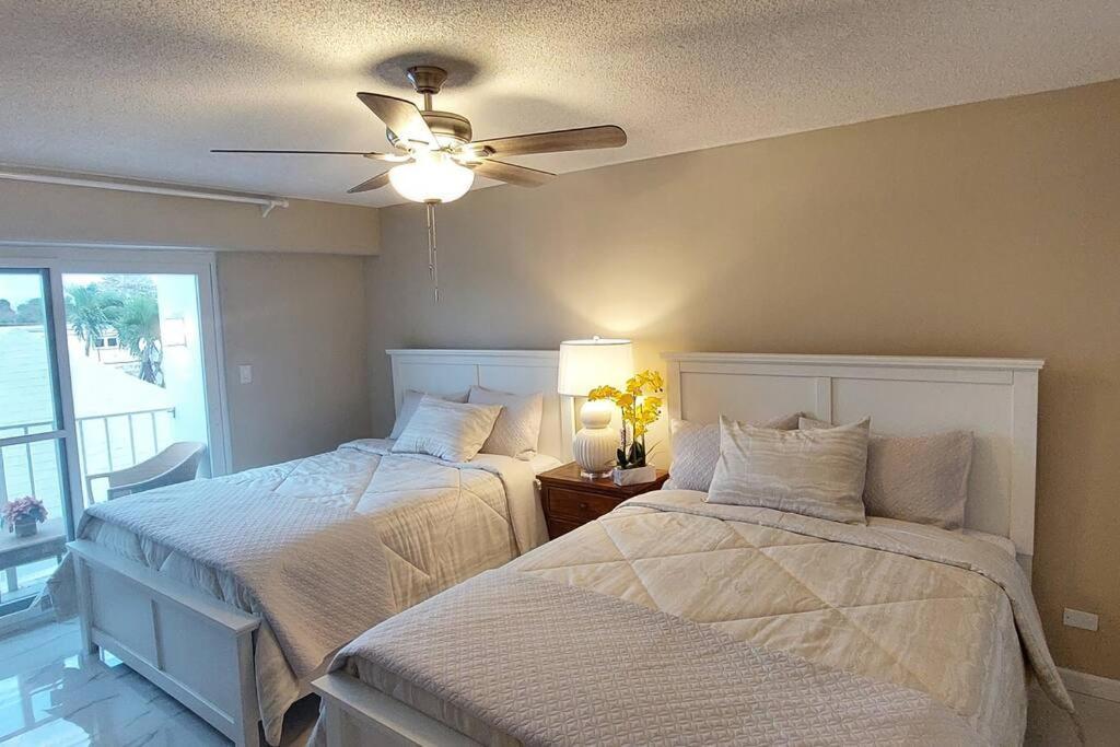 Nassau Harbour Cozy 2 Bedroom Condo Bagian luar foto